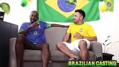 De Braziliaanse voetbalfan en de geile voetballers Thumb